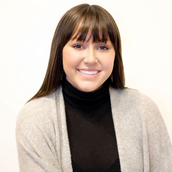 Meet your Posher, Delaney - Picture 1 of 1